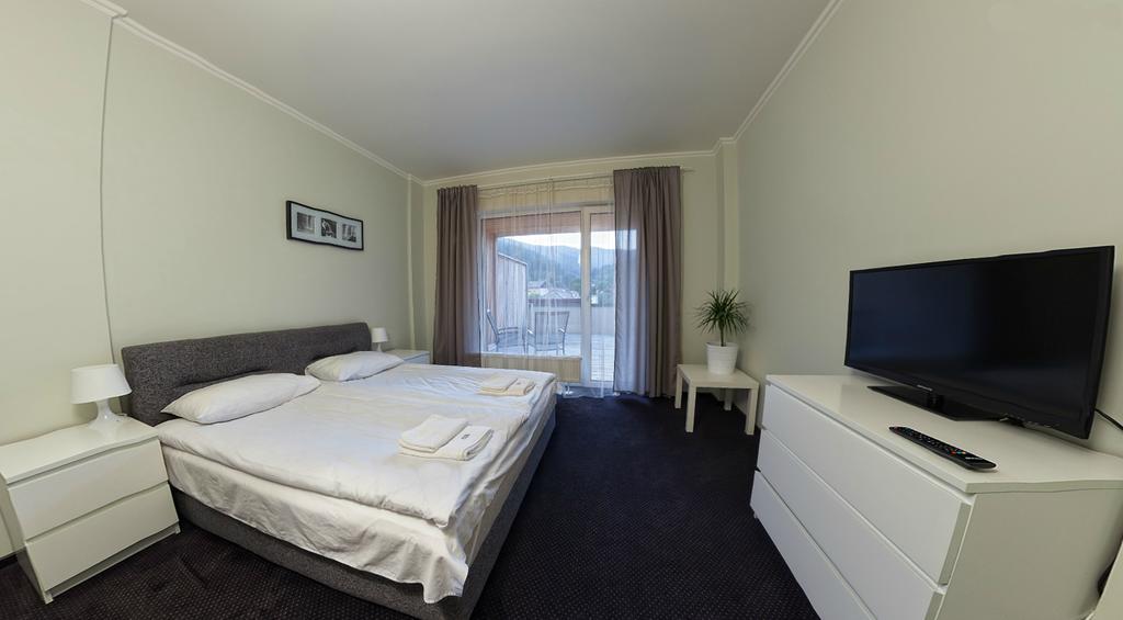 Rakhiv Hotel & Apartments Екстериор снимка