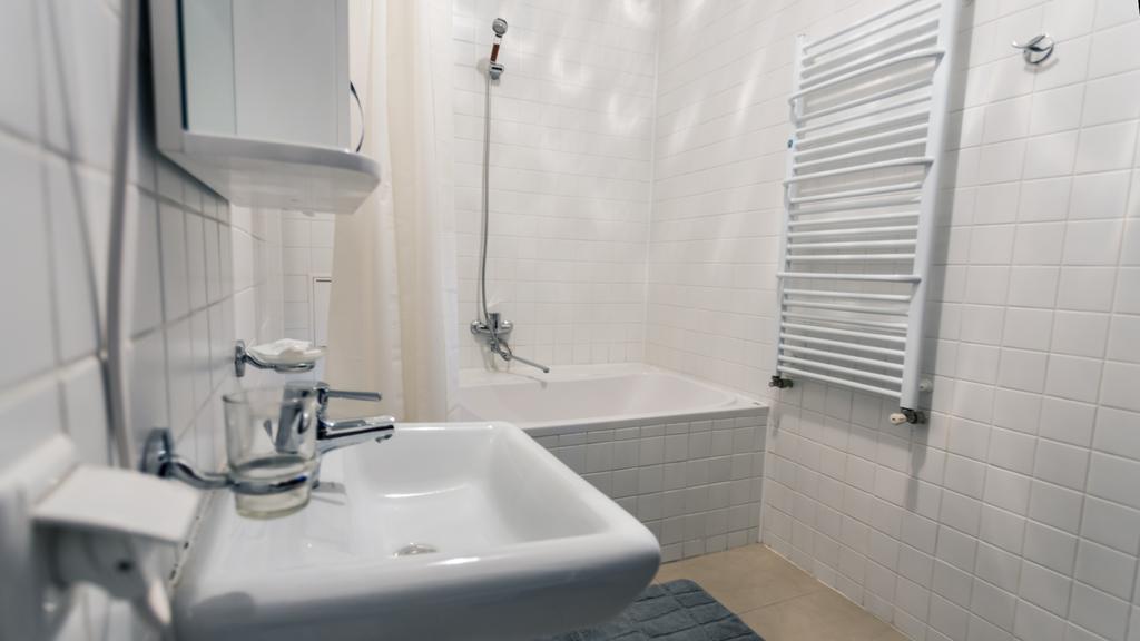 Rakhiv Hotel & Apartments Екстериор снимка