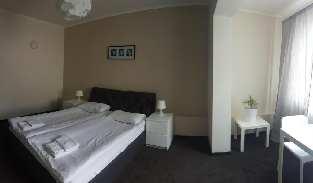 Rakhiv Hotel & Apartments Екстериор снимка
